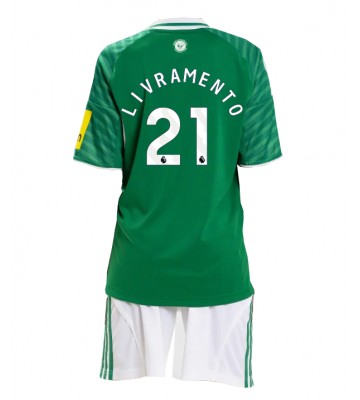 Newcastle United Tino Livramento #21 Udebanetrøje Børn 2025-26 Kortærmet (+ Korte bukser)